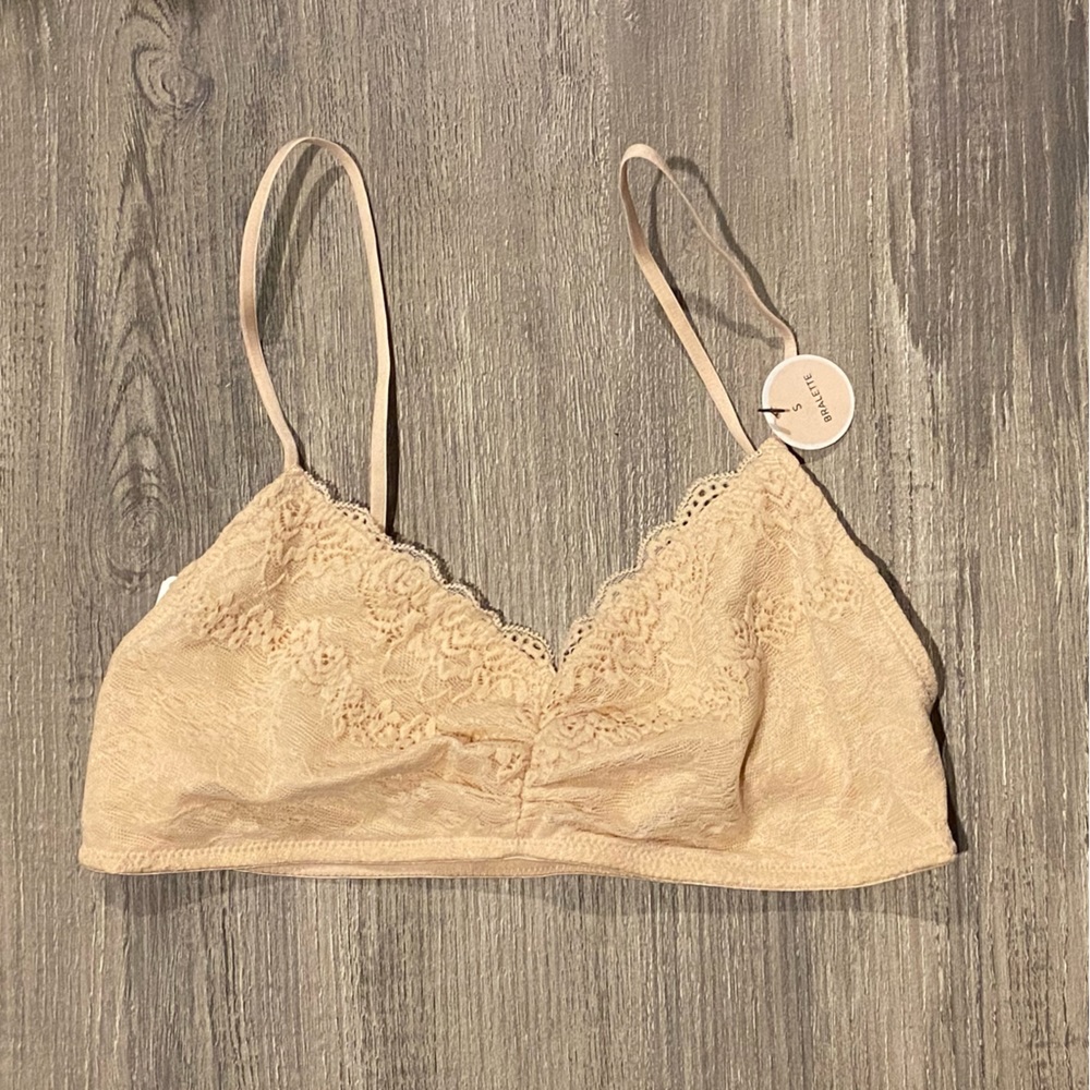 New nude bralette size small